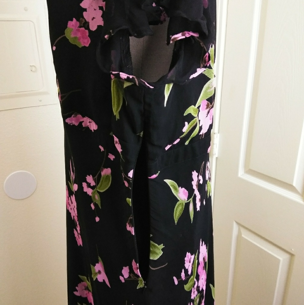 Avenue Black and Pink Floral Maxi Dress - Picture 8 of 8